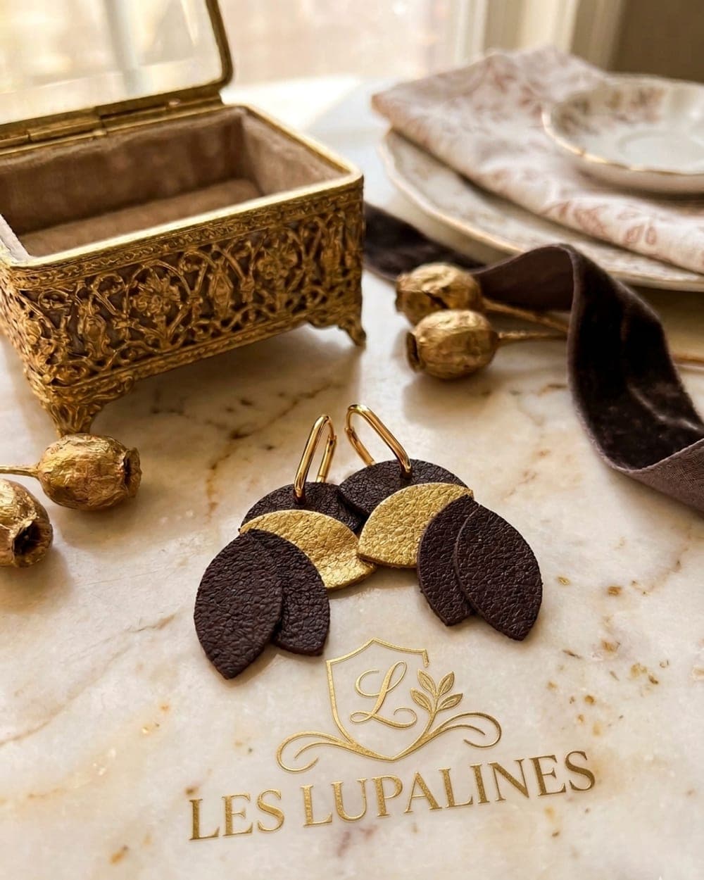 Boucles d'oreilles Feuillage — Chocolat & Or — vue 1